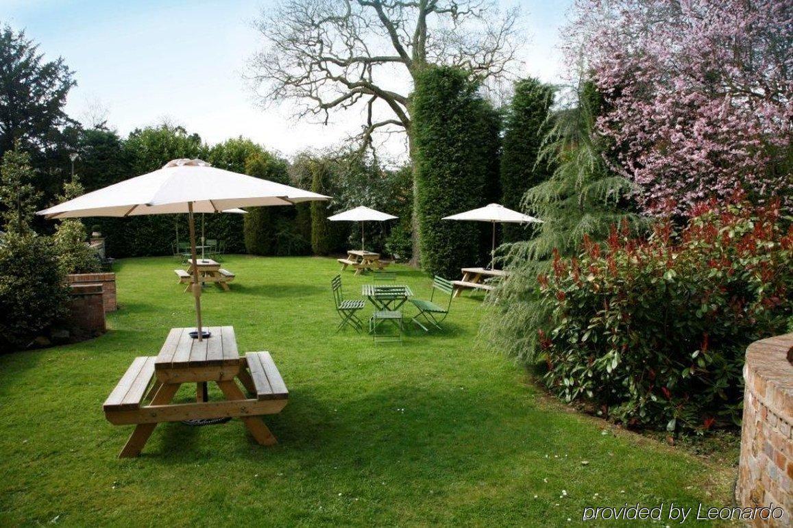 Lichfield Aparthotel Restaurang bild